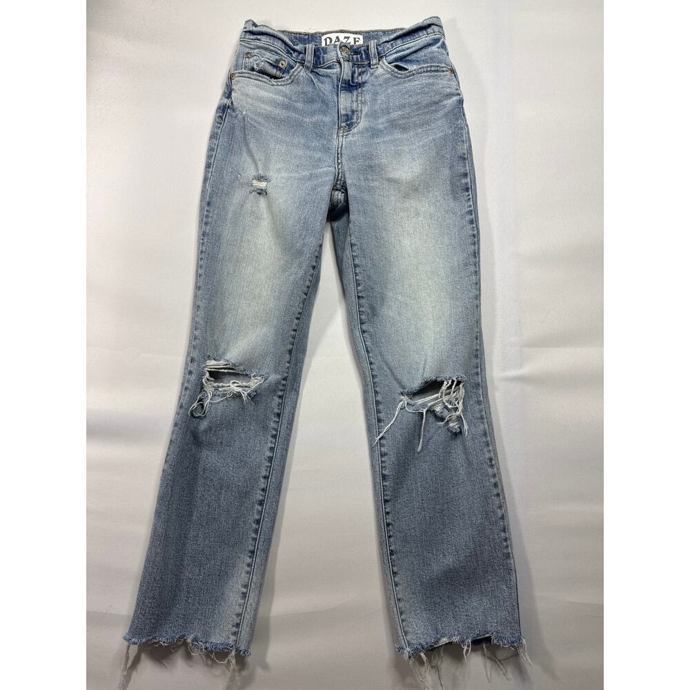 Daze Women's Distressed Straight Crop Blue Jeans - Size 25 (25x25.5)*
